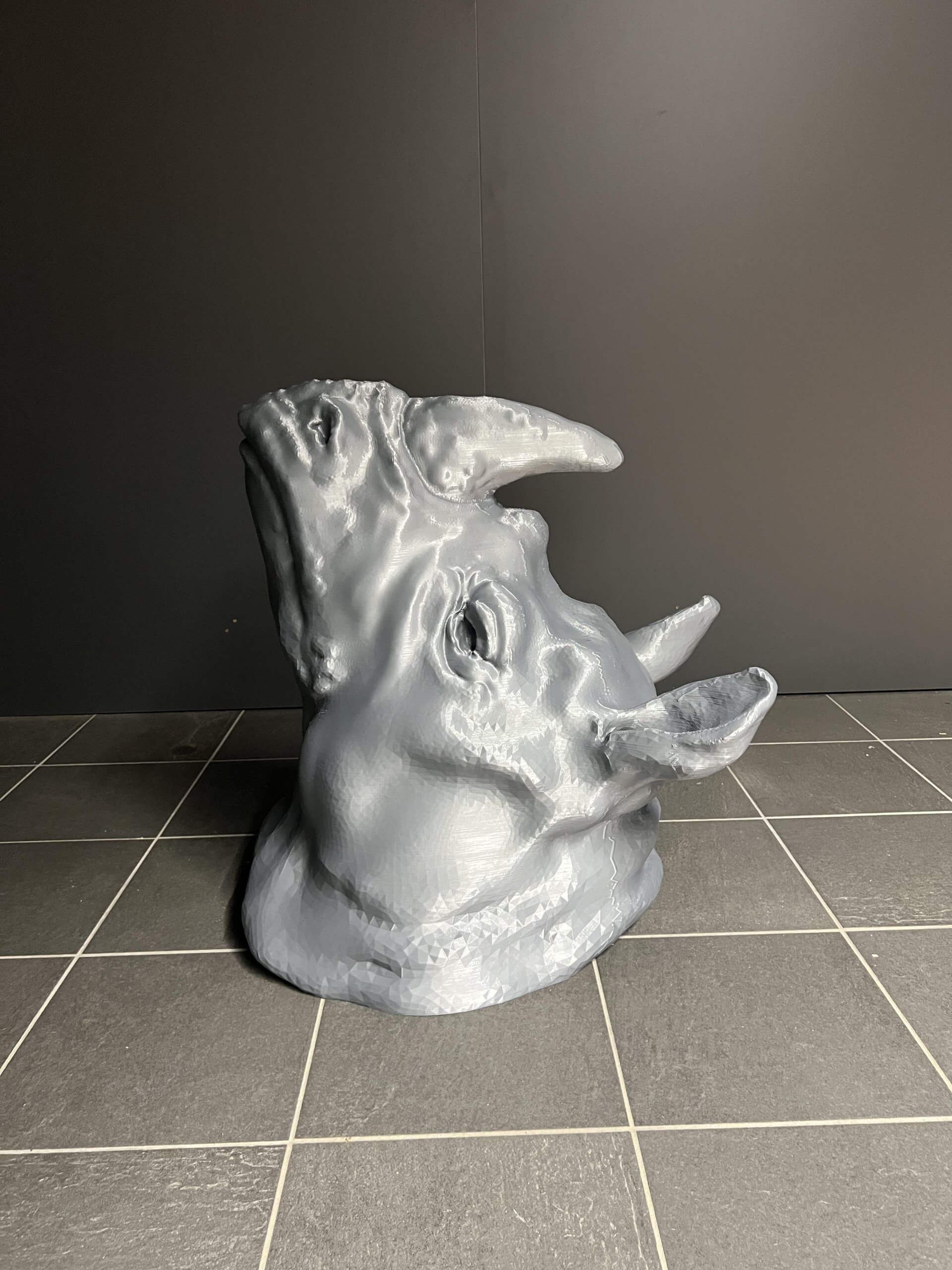 Scultura rinoceronte 3D grande formato 70 cm PETG assemblato PAMI3D Italia